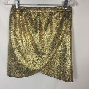 C. LUCE Gold Metallic Tulip Style Mini Skirt‎